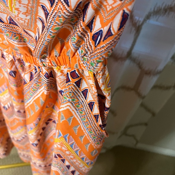 Speed Control Orange Patterned Blouse - Picture 3 of 5